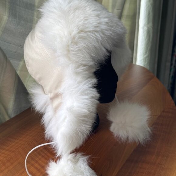 Rabbit Fur Hat - Picture 2 of 3